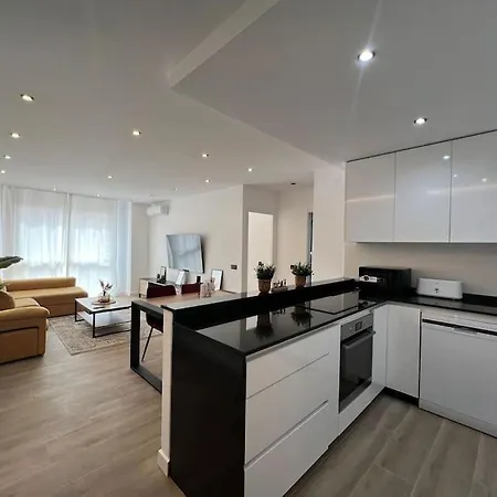 Apartment Carrera Ii & Old Town By Ele